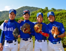 長崎県選抜に選ばれた左より平本選手、飛石選手、田浦選手、作江選手