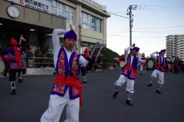 沖縄県人会「エイサー」の演舞